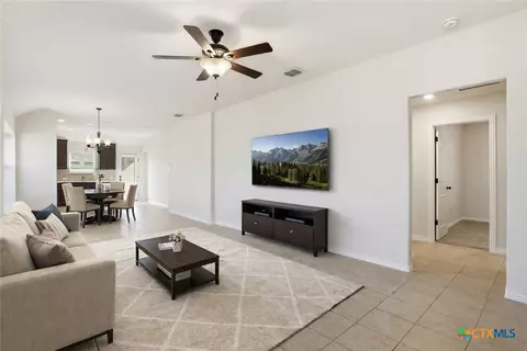 2035 Cowan Dr, New Braunfels, TX 78132