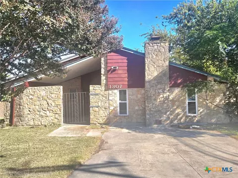 1307 Bluffdale St, Copperas Cove, TX 76522