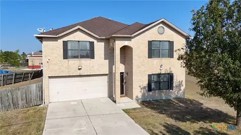 585 Siebert Dr, Kyle, TX 78640