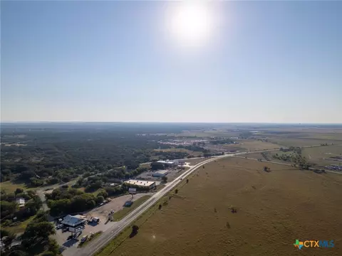 112 Loop 308, Briggs, TX 78608 photo 5