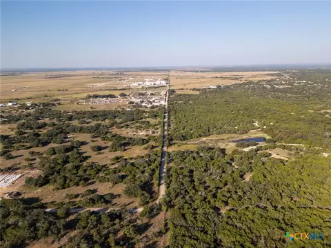 112 Loop 308, Briggs, TX 78608 photo 12