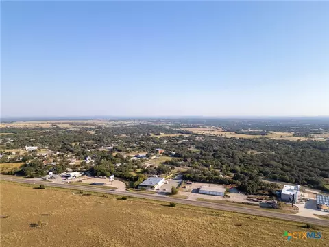 112 Loop 308, Briggs, TX 78608 photo 4