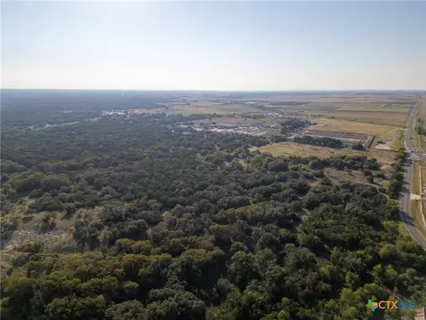 112 Loop 308, Briggs, TX 78608 photo 8