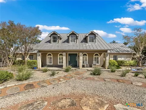 20 Meridian Dr, Wimberley, TX 78676