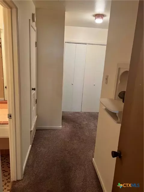 Entry Way - 206 W Young, Temple, TX 76501 photo 1 of 1
