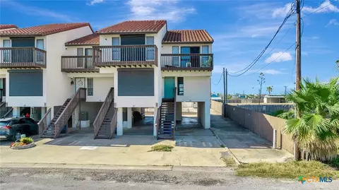 22 Pirates Cv, Port O'connor, TX 77982