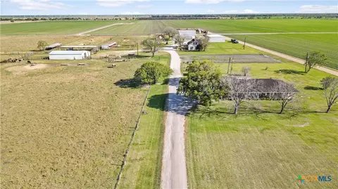 5629 Us-59, Edna, TX 77957