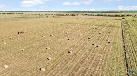 5629 Us-59, Edna, TX 77957