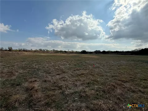 2062 Botts Dr, Salado, TX 76571