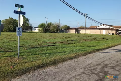 502-508 S Main St, Seadrift, TX 77983 photo 3