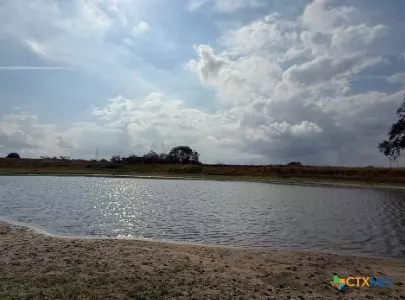 4689 County Road 302, Runge, TX 78151