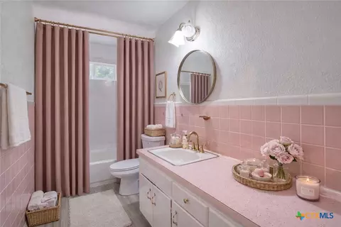 102 E Robertson Ave, Copperas Cove, TX 76522