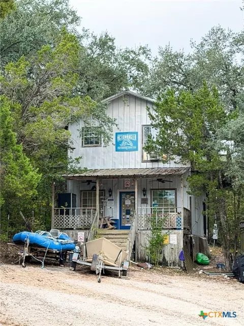 9751 River Rd, New Braunfels, TX 78132