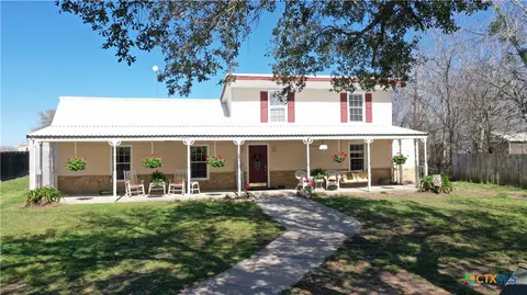 612 Mccormick Dr, Victoria, TX 77904