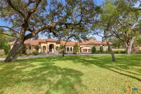 179 Post Oak Pl, Inez, TX 77968