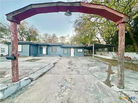 104 E Fowler Ave, Killeen, TX 76541