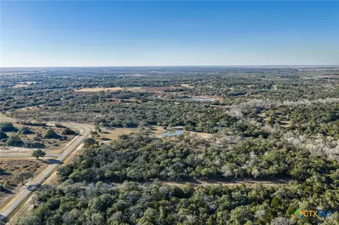 000 Garcitas Creek Ranch Road Blk 4 #LOT 10, Inez, TX 77968