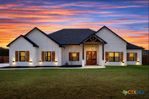 209 Comanche Dr, Gatesville, TX 76528