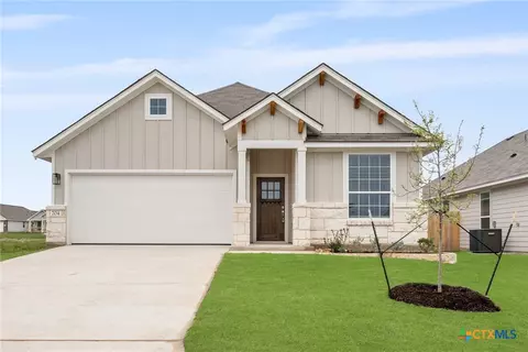 704 Seven Springs Dr, Temple, TX 76502