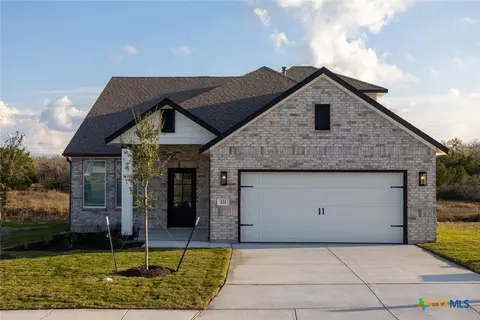 111 Sawtooth Oak Dr, Seguin, TX 78155