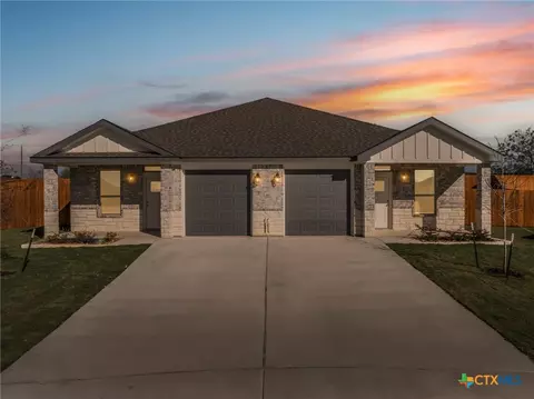 111 Logan Ct, Copperas Cove, TX 76522