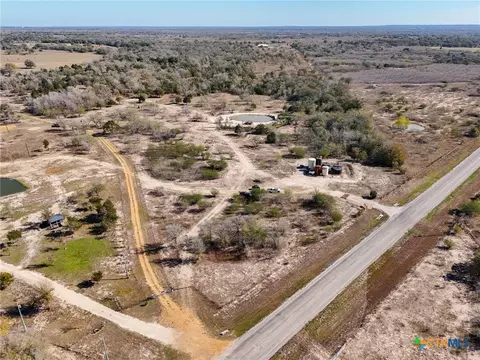 000 Fm 2762, Flatonia, TX 78941