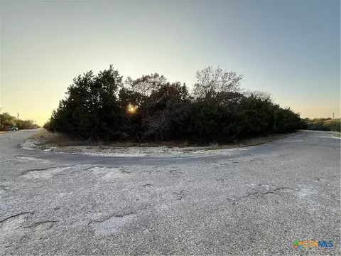 5242 Comanche Dr, Temple, TX 76502