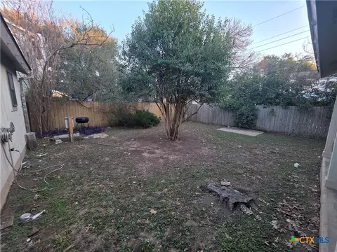 Exterior - 1611 E Messick Loop, Round Rock, TX 78681 photo 2 of 2