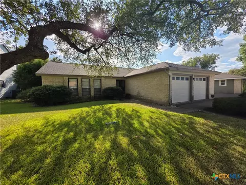 1611 E Messick Loop, Round Rock, TX 78681