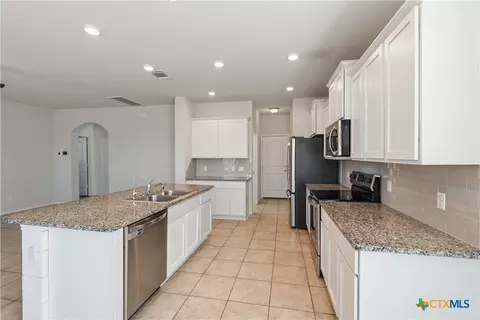Entry Way - 1129 Ibis Falls Loop, Jarrell, TX 76537 photo 5 of 6