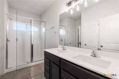 Bath - 1129 Ibis Falls Loop, Jarrell, TX 76537 photo 1 of 3