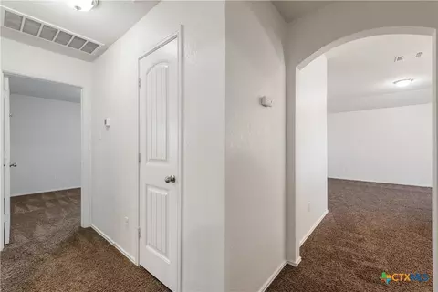 Entry Way - 1129 Ibis Falls Loop, Jarrell, TX 76537 photo 6 of 6