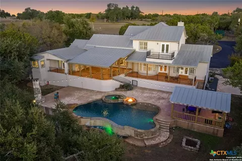 1041 Homestead Rdg, New Braunfels, TX 78132
