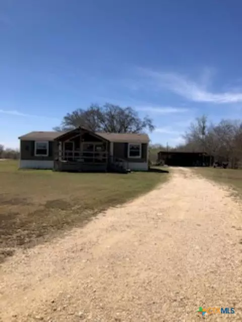 1188 Haeckerville Rd, Cibolo, TX 78108