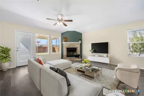 2114 Hamilton Ln, Belton, TX 76513