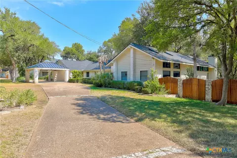 113 Serenada Dr, Georgetown, TX 78628