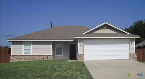 916 Freedom Dr, Temple, TX 76502