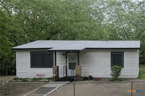 1127 Mark St #D, Austin, TX 78721