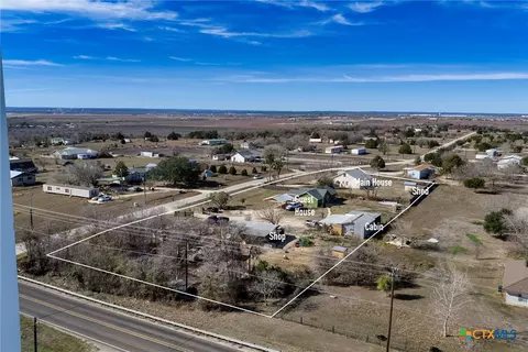 1085 Garrett Trl, Maxwell, TX 78656