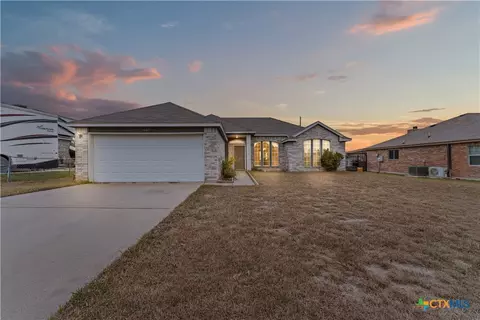 1801 Caprock Dr, Killeen, TX 76549