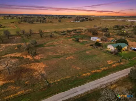 5 Oak Street, Gonzales, TX 78629