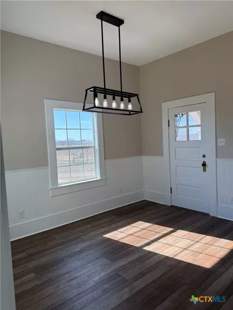 Dining - 9684 Fm 437, Rogers, TX 76569 photo 1 of 2