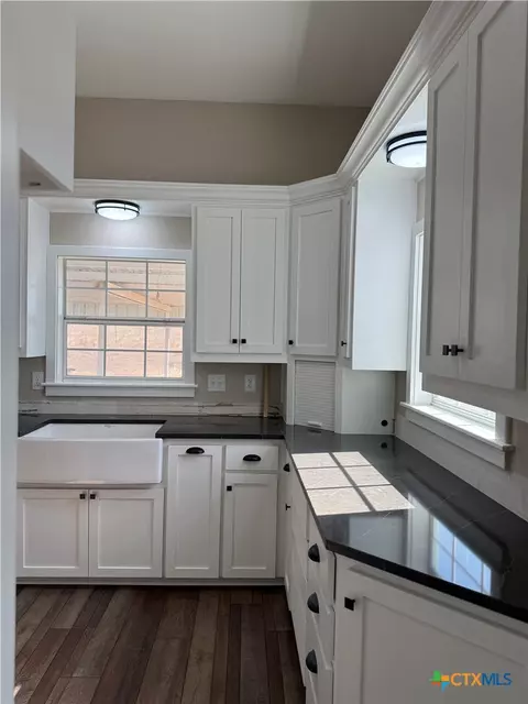 Kitchen - 9684 Fm 437, Rogers, TX 76569 photo 4 of 4