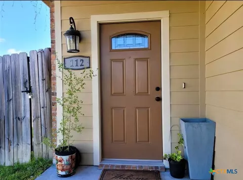 112 Teakwood Dr, Victoria, TX 77901