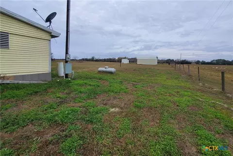 95 Kellie Ln, Seadrift, TX 77983 photo 4