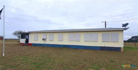 95 Kellie Ln, Seadrift, TX 77983 photo 2