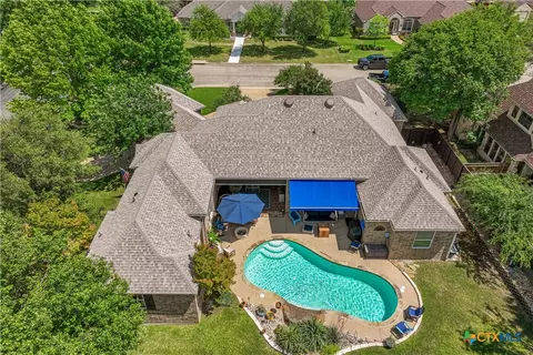 5002 Meadow Oaks Dr, Nolanville, TX 76559