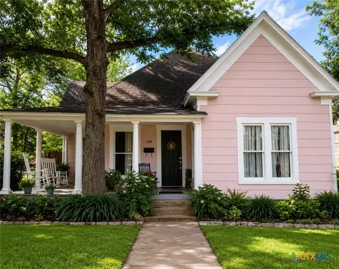 1408 Bridge St, Gatesville, TX 76528