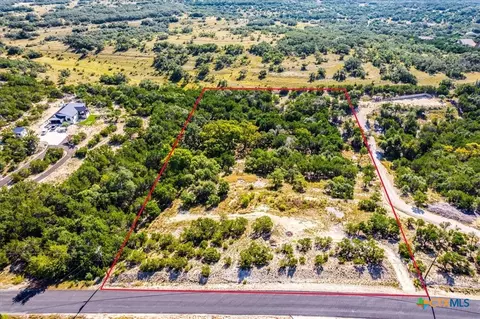 530 Stallion Ests, Spring Branch, TX 78070