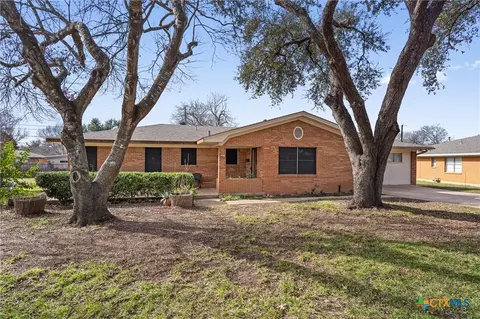 2010 S 49th St, Temple, TX 76504
